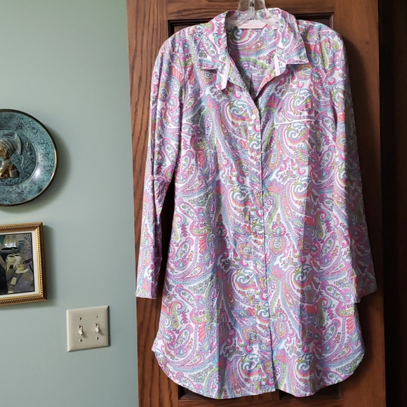 Victoria's Secret Other - VS Sleep Shirt
